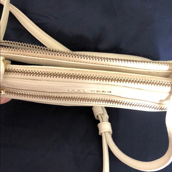 Handbag - Picture 4 of 4